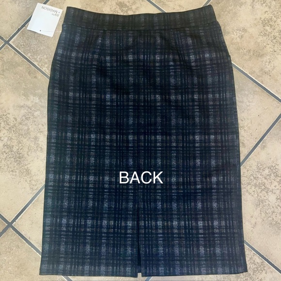 89th Madison Stretch Pencil Skirt for Ladies; Size S/P - Picture 2 of 6